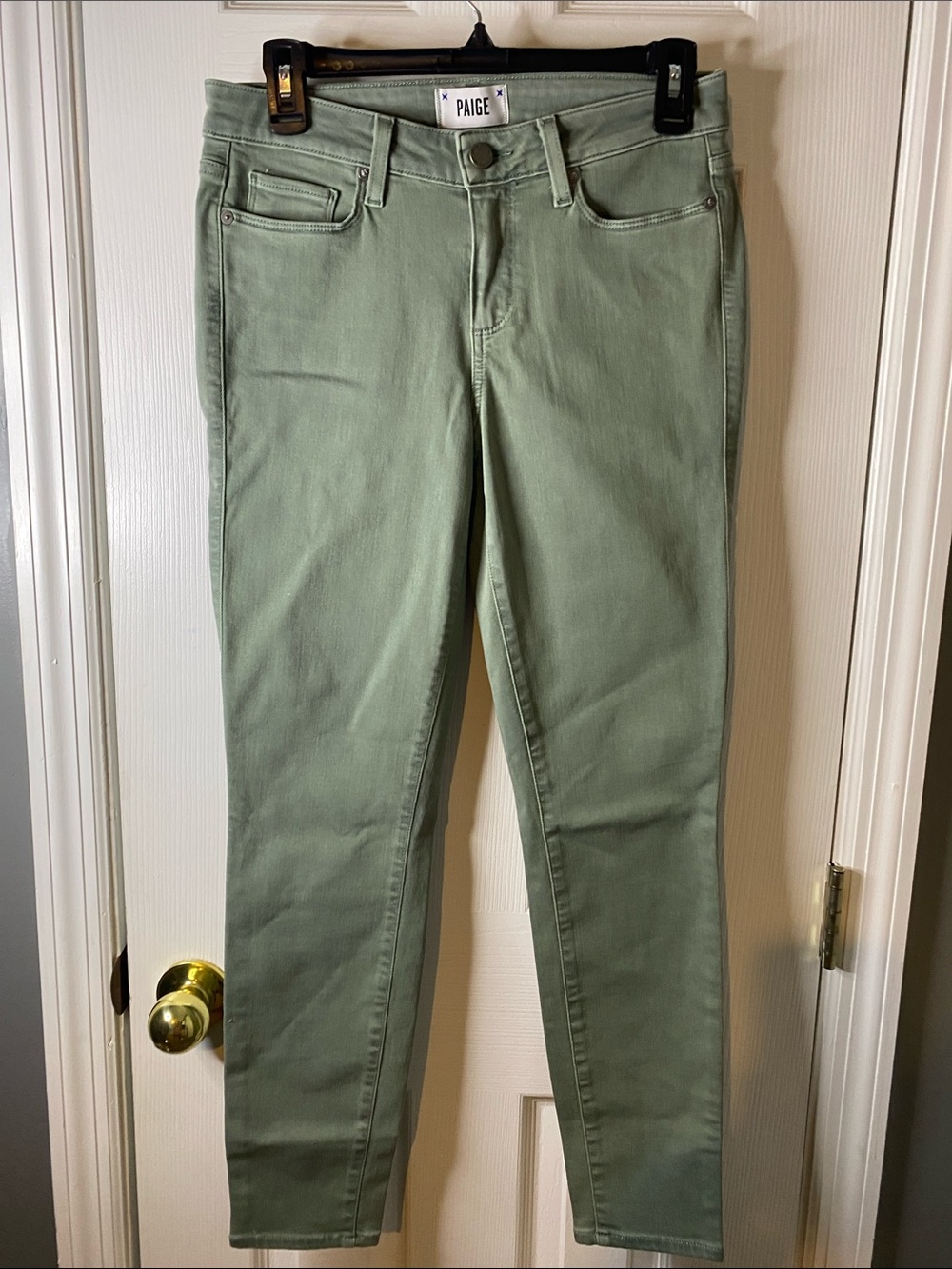 PAIGE Skinny Jeans in Sage Green Women’s Pants Size 28.